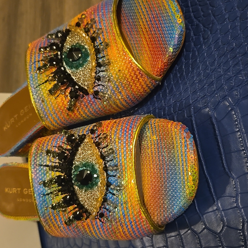New Kurt Geiger London Women's Multicolor Sequin Slide Sandals. Size 38.5. - Picture 2 of 8